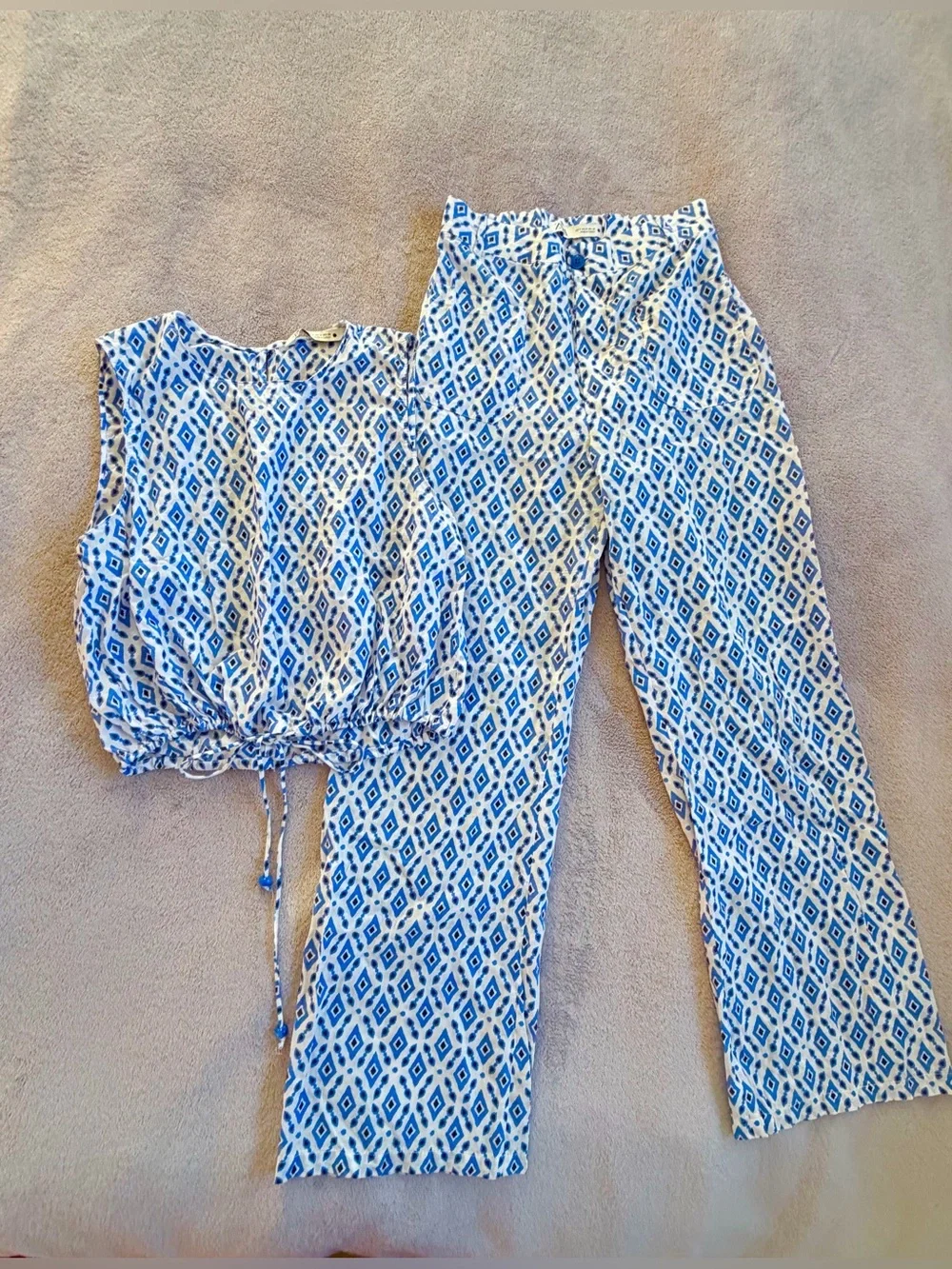 Zara Blue Geometric White Blue Top & Pants Women's Two-Piece Set Size S